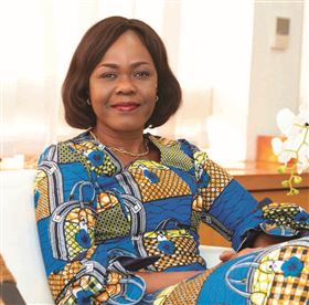 Madame NIALE KABA : Ministre du Plan et du Développement - MINISTÈRE DU PLAN ET DU DÉVELOPPEMENT